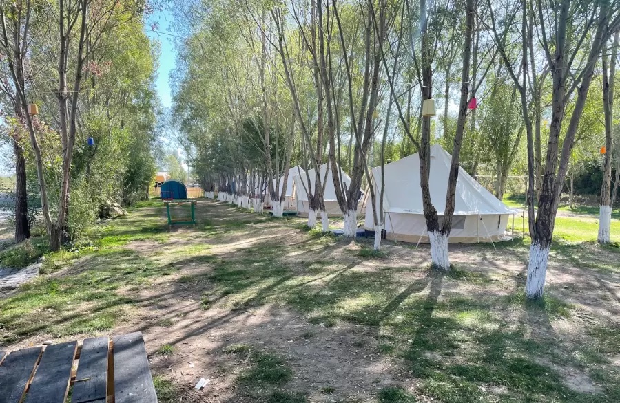 Bienya Camping