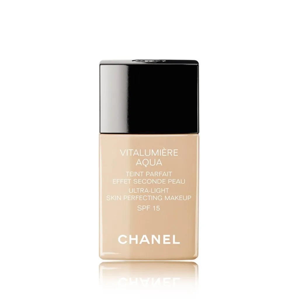 Chanel Vitalumiere Aqua Ultra-Light Skin Perfecting Fondöten